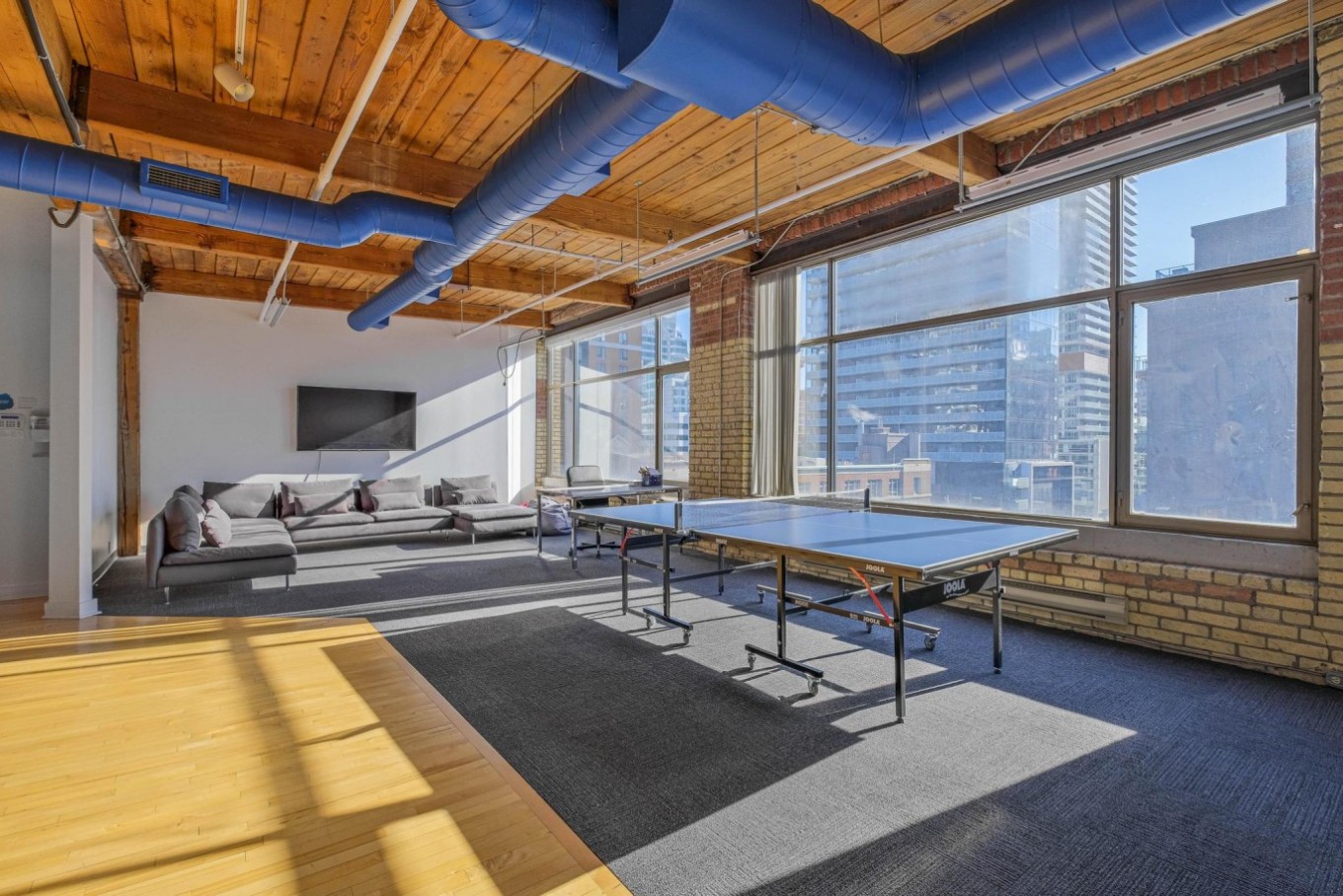 Bright brick and beam space